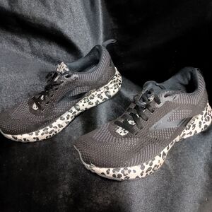 Brooks Black and White Athletic Shoes